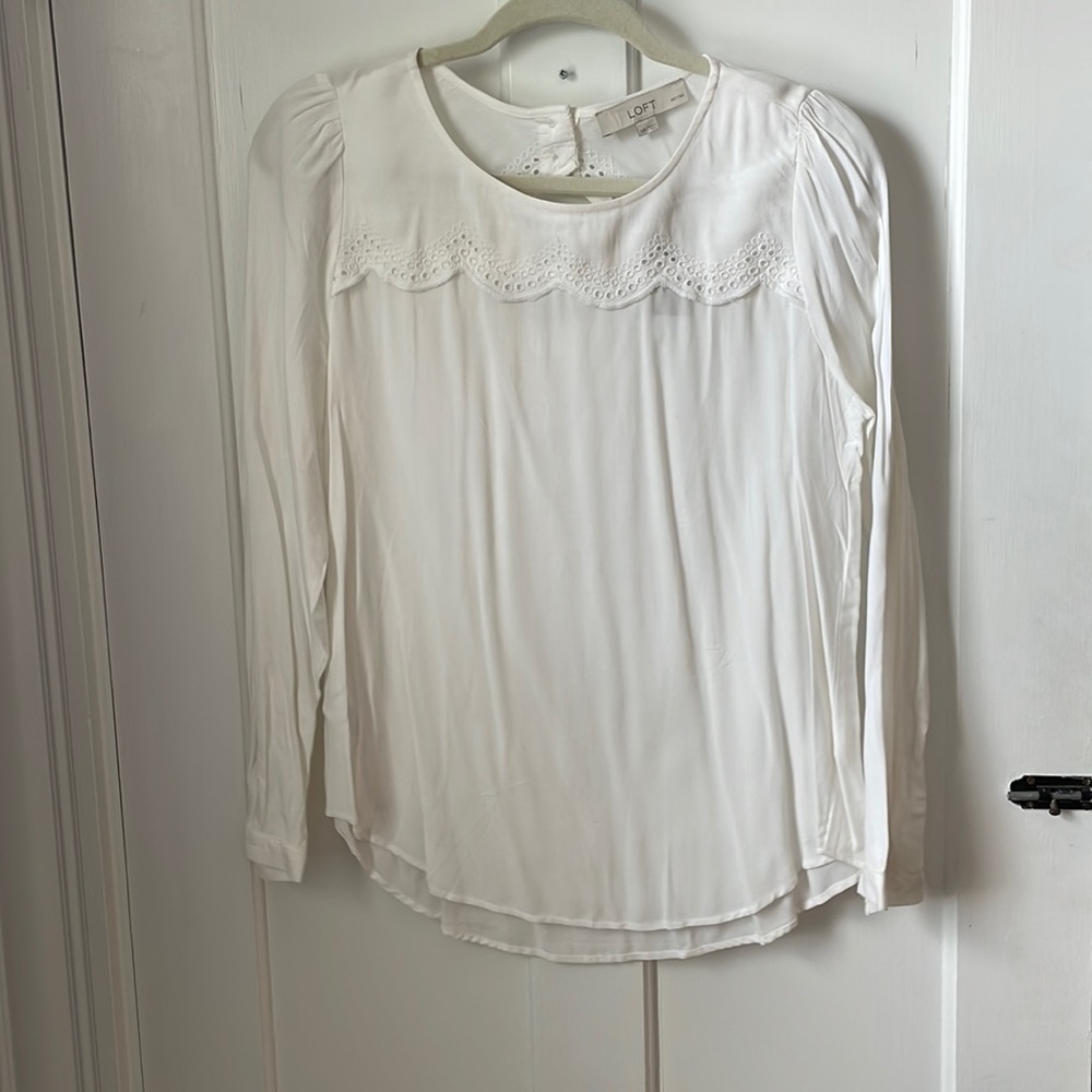 Cute eyelet long sleeve top